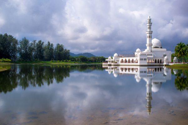 tengku tengah zaharah mosque kuala terengganu malaysia reflection and cloud